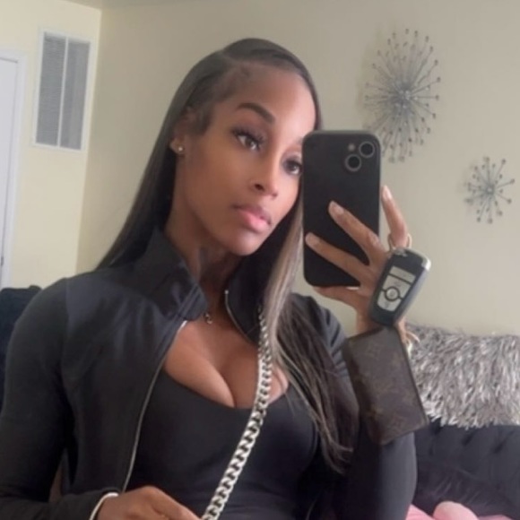 robyn_sapphyre